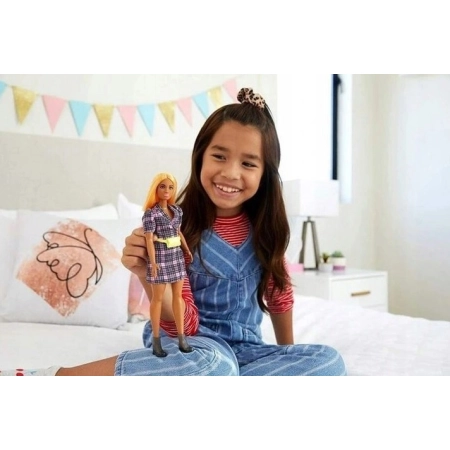 Lalka Barbie Fashionistas Modna Przyjaciółka GRB53
