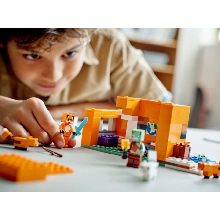 LEGO Minecraft Siedlisko Lisów 21178