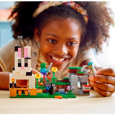 LEGO MINECRAFT 21181 Królicza Farma