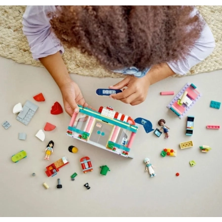 LEGO Friends Bar w śródmieściu Heartlake 41728 Klocki