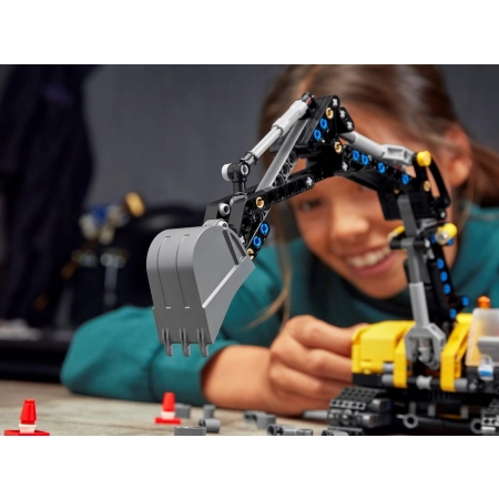 LEGO Technic Wytrzymała koparka 42121