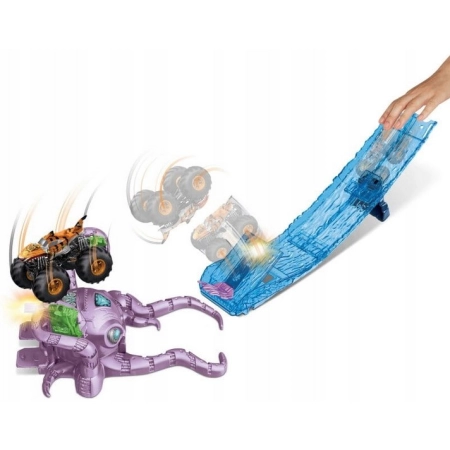 Hot Wheels Monster Trucks Starcie z ośmiornicą