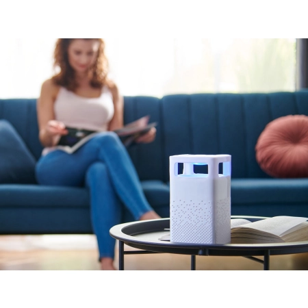 Lampa Owadobójcza UV z Odkurzaczem USB Pułapka na Komary Muchy Owady Rovus
